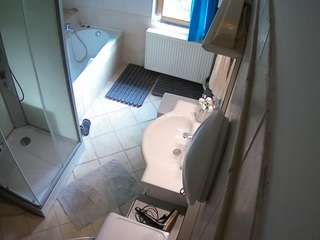 voyeurcam-julmodels-bath-2nd-2 webcam