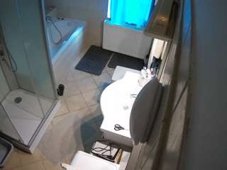 voyeurcam-julmodels-bath-2nd-2 webcam