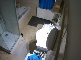 voyeurcam-julmodels-bath-2nd-2