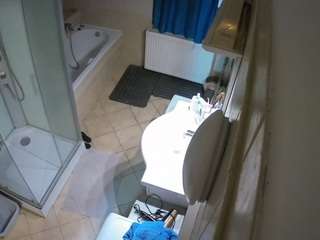 voyeurcam-julmodels-bath-2nd-2