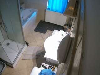 voyeurcam-julmodels-bath-2nd-2