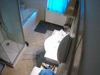 Julmodels Bathroom 2nd Floor-2