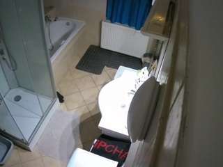 voyeurcam-julmodels-bath-2nd-2