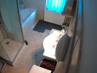 voyeurcam-julmodels-bath-2nd-2