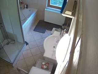 Julmodels Bathroom 2nd Floor-2