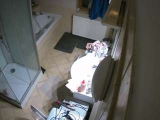 voyeurcam-julmodels-bath-2nd-2