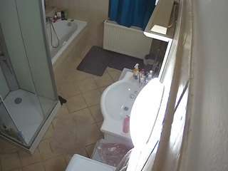 voyeurcam-julmodels-bath-2nd-2 Sex Cam Show