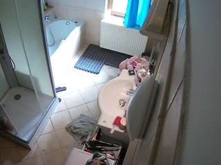 voyeurcam-julmodels-bath-2nd-2 Sex Cam Show
