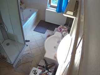 voyeurcam-julmodels-bath-2nd-2 Sex Cam Show