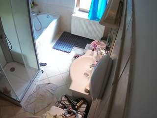 voyeurcam-julmodels-bath-2nd-2 Sex Cam Show