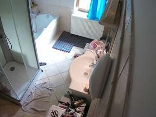 voyeurcam-julmodels-bath-2nd-2 Sex Cam Show