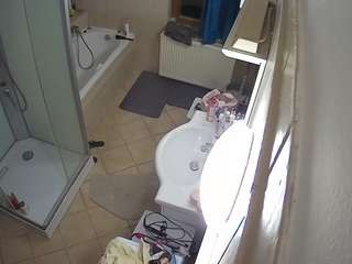 voyeurcam-julmodels-bath-2nd-2 Sex Cam Show