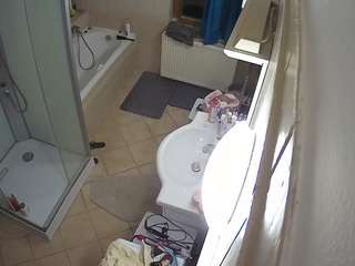 voyeurcam-julmodels-bath-2nd-2 Sex Cam Show