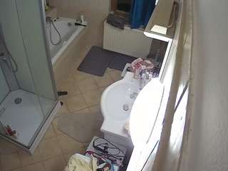 voyeurcam-julmodels-bath-2nd-2 Sex Cam Show