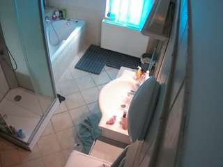 Julmodels Bathroom 2nd Floor-2
