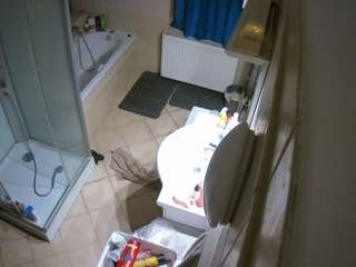 voyeurcam-julmodels-bath-2nd-2