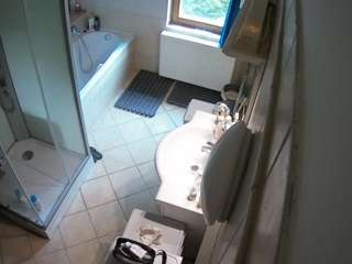 voyeurcam-julmodels-bath-2nd-2