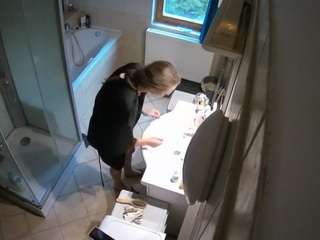 voyeurcam-julmodels-bath-2nd-2
