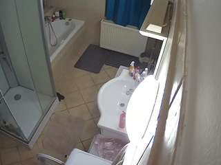Julmodels Bathroom 2nd Floor-2