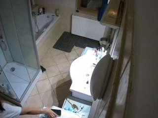 Julmodels Bathroom 2nd Floor-2