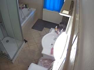 Julmodels Bathroom 2nd Floor-2