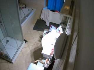 voyeurcam-julmodels-bath-2nd-2