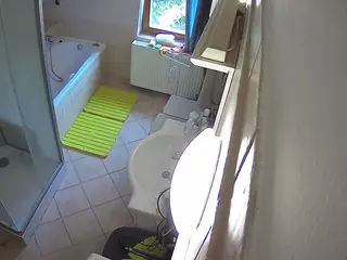 Julmodels Bathroom 2nd Floor-2's Live Sex Cam Show