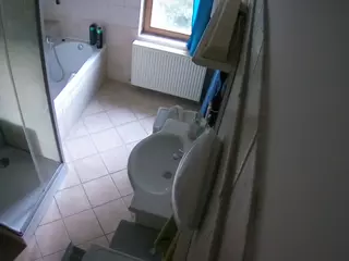 Julmodels Bathroom 2nd Floor-2's Live Sex Cam Show