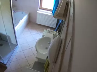Julmodels Bathroom 2nd Floor-2's Live Sex Cam Show
