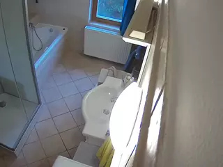 Julmodels Bathroom 2nd Floor-2's Live Sex Cam Show
