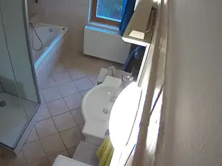 Julmodels Bathroom 2nd Floor-2's Live Sex Cam Show