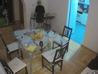 voyeurcam-julmodels-dining Cam Model Site camsoda