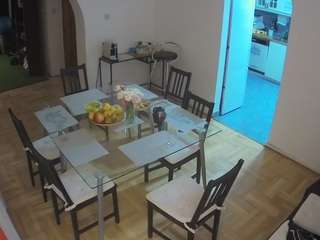 voyeurcam-julmodels-dining Cam Model camsoda