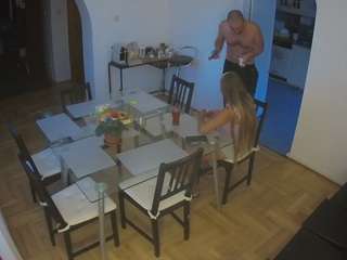 voyeurcam-julmodels-dining Sexcam Models camsoda