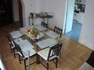 voyeurcam-julmodels-dining Amat Voyeur camsoda