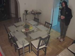 Live Webcam Models voyeurcam-julmodels-dining camsoda