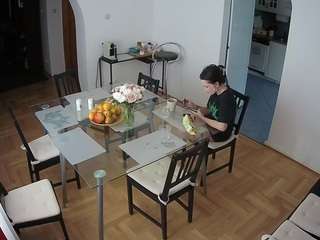 Milavalentina Camsoda camsoda voyeurcam-julmodels-dining