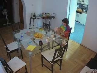 Naked Mature Models camsoda voyeurcam-julmodels-dining