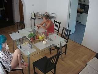 Hd Naked Models camsoda voyeurcam-julmodels-dining