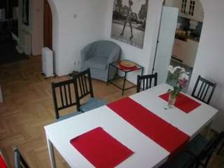 voyeurcam-julmodels-dining