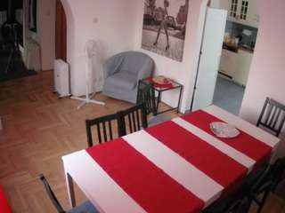voyeurcam-julmodels-dining