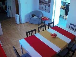 voyeurcam-julmodels-dining camsoda