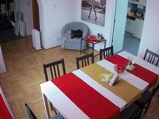 voyeurcam-julmodels-dining