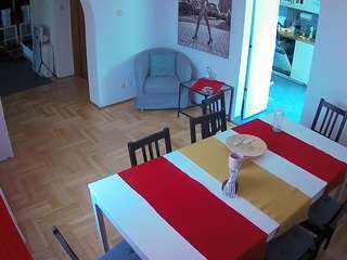 voyeurcam-julmodels-dining camsoda