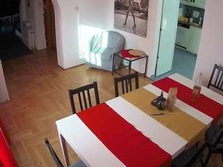 voyeurcam-julmodels-dining's CamSoda show and profile