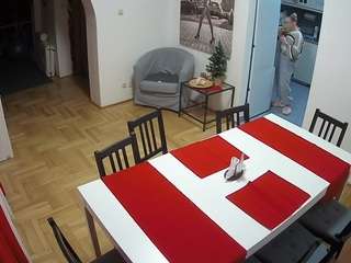 voyeurcam-julmodels-dining webcam model