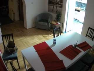 voyeurcam-julmodels-dining