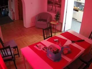 voyeurcam-julmodels-dining