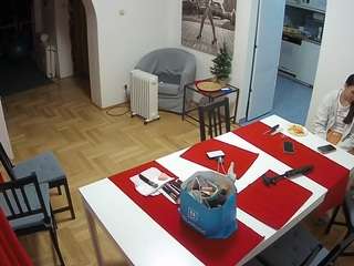 voyeurcam-julmodels-dining camsoda