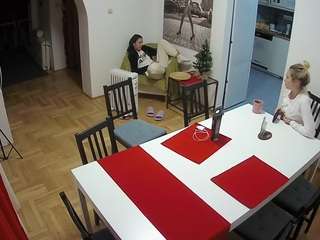 voyeurcam-julmodels-dining